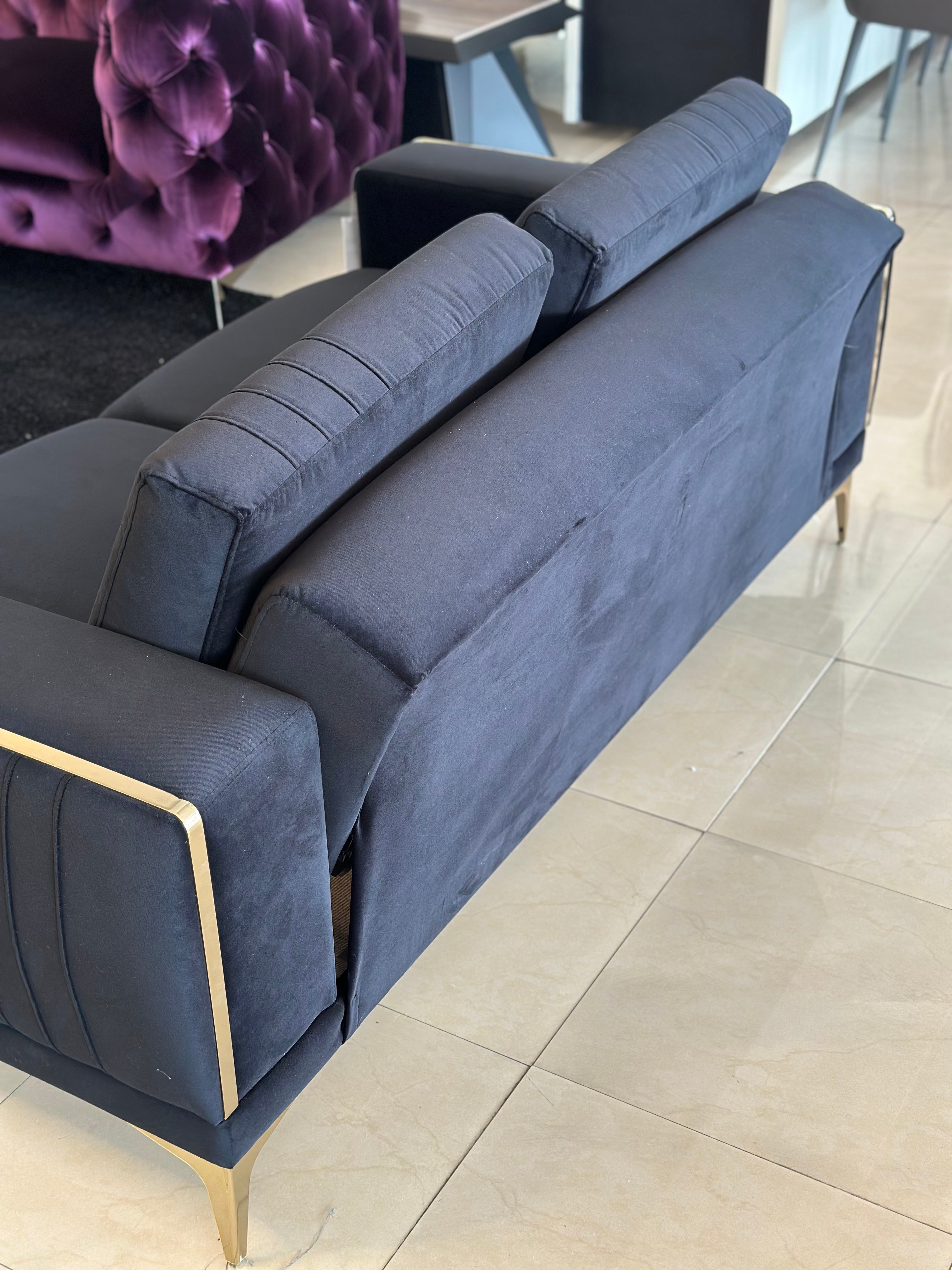 CUBANO SLEEPER LOVESEAT - Euro Living Furniture