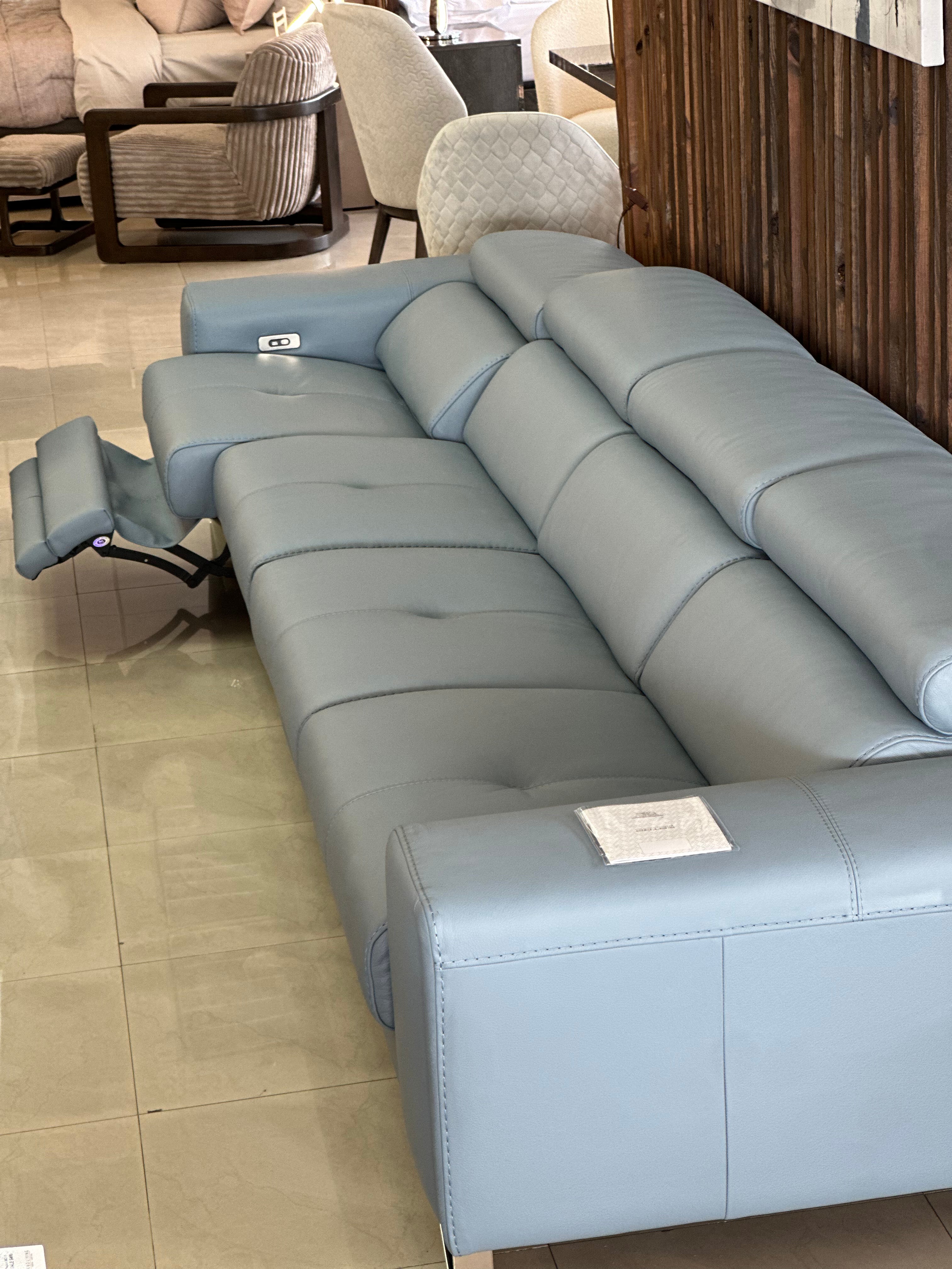 ESTRO MILANO VERSO XL SOFA - Euro Living Furniture