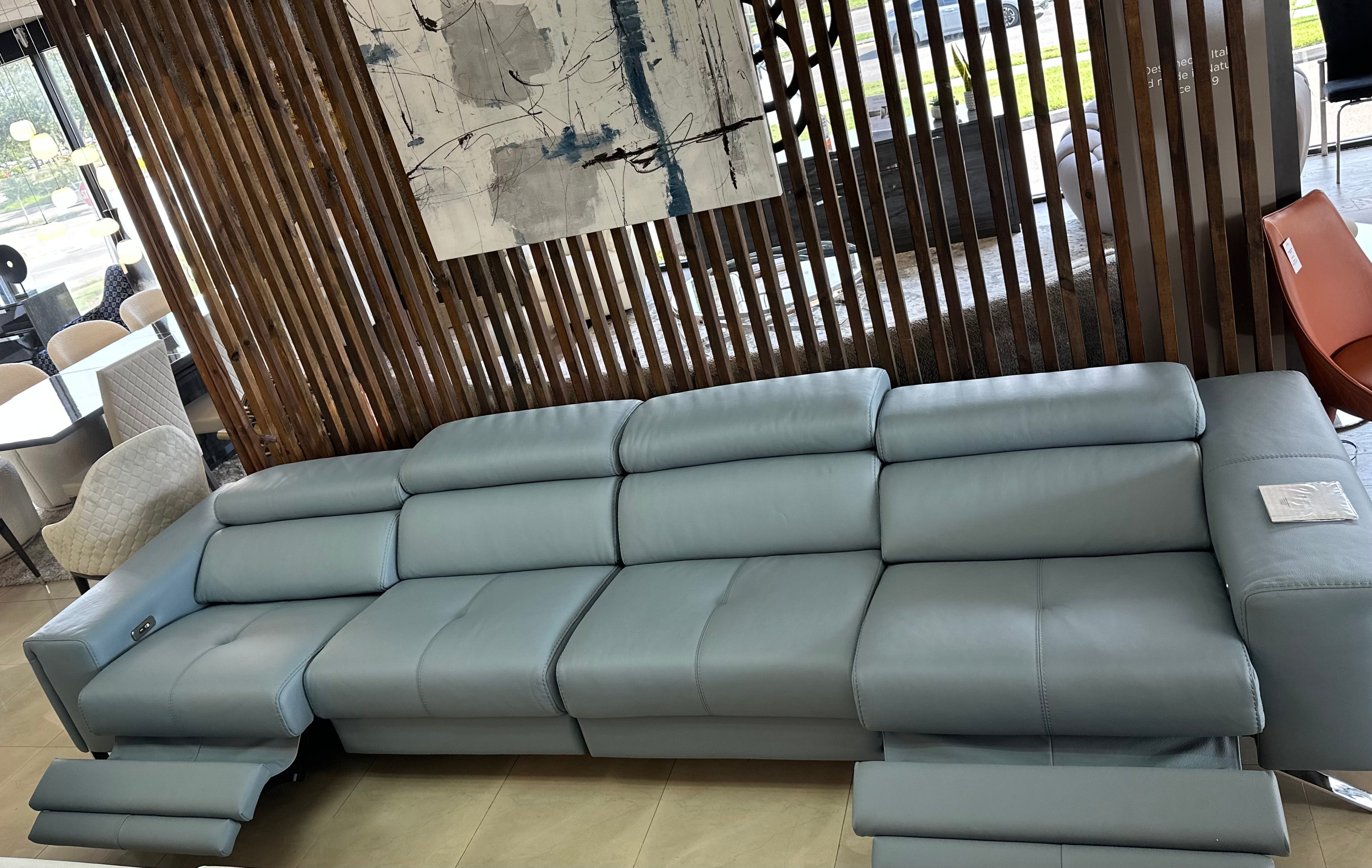 ESTRO MILANO VERSO XL SOFA - Euro Living Furniture