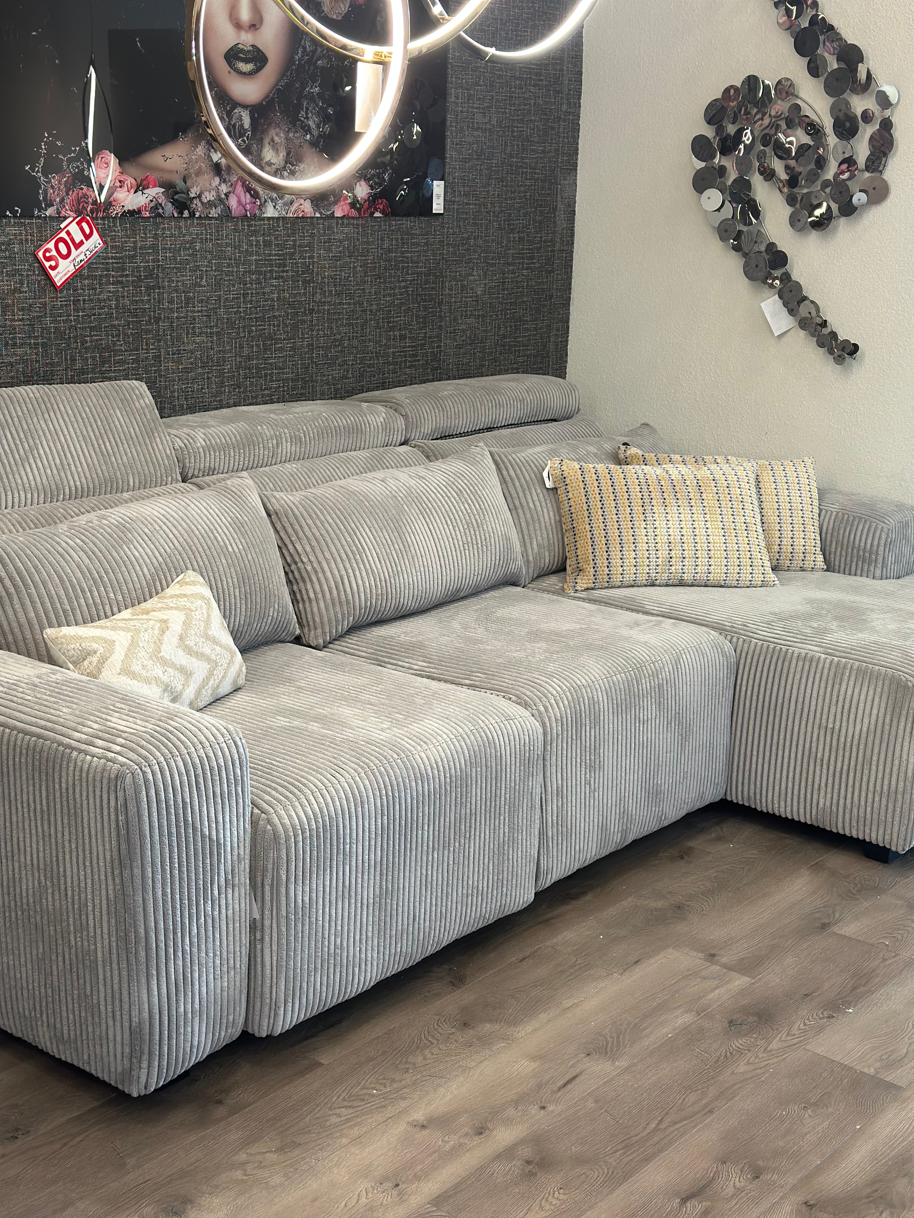 FLOOR MODEL - MERIDA FABRIC SECTIONAL - Euro Living Furniture