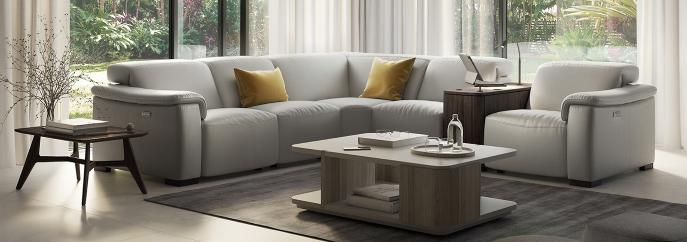 Gliss Collection By Natuzzi White Top Grain Leather With Espresso Legs