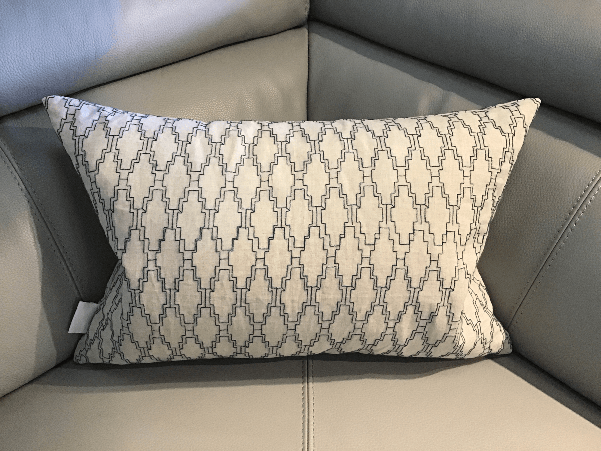 Native 18” rectangular pillow (beige w/ blue) - Euro Living Furniture