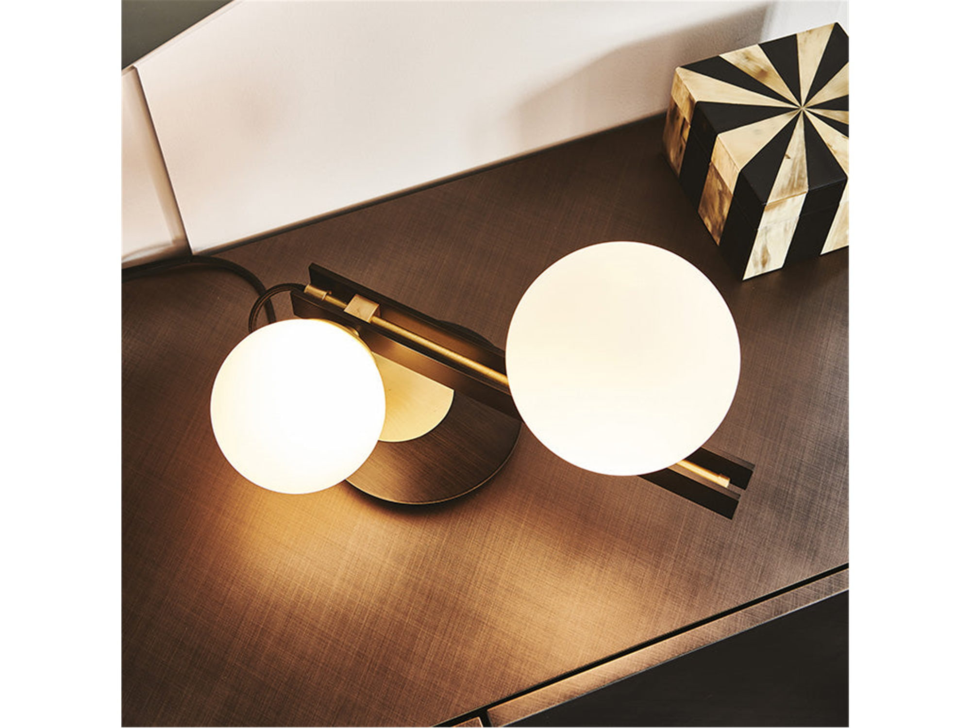 Planeta Table Lamp - Euro Living Furniture
