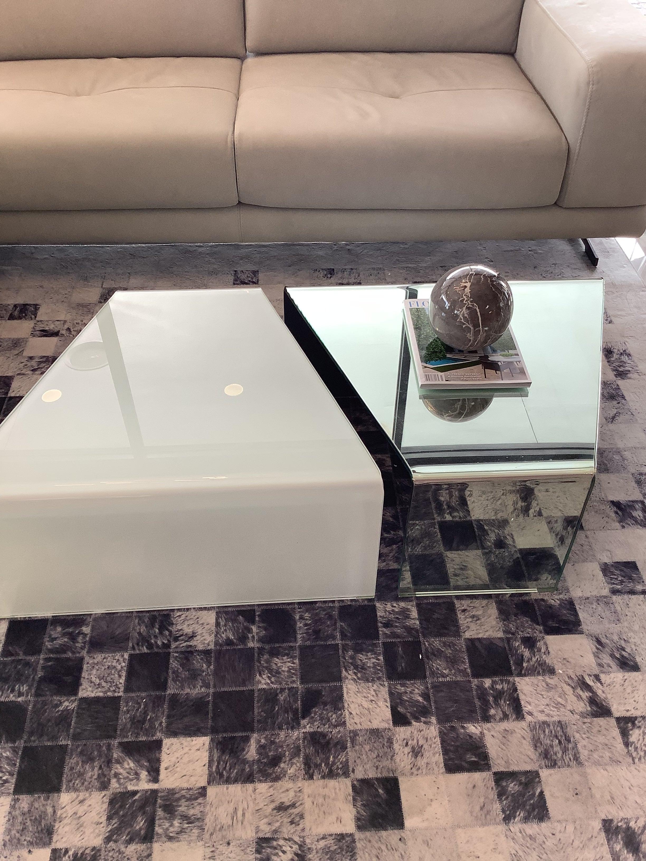 Bright coffee table set of 2 - Euro Living Furniture