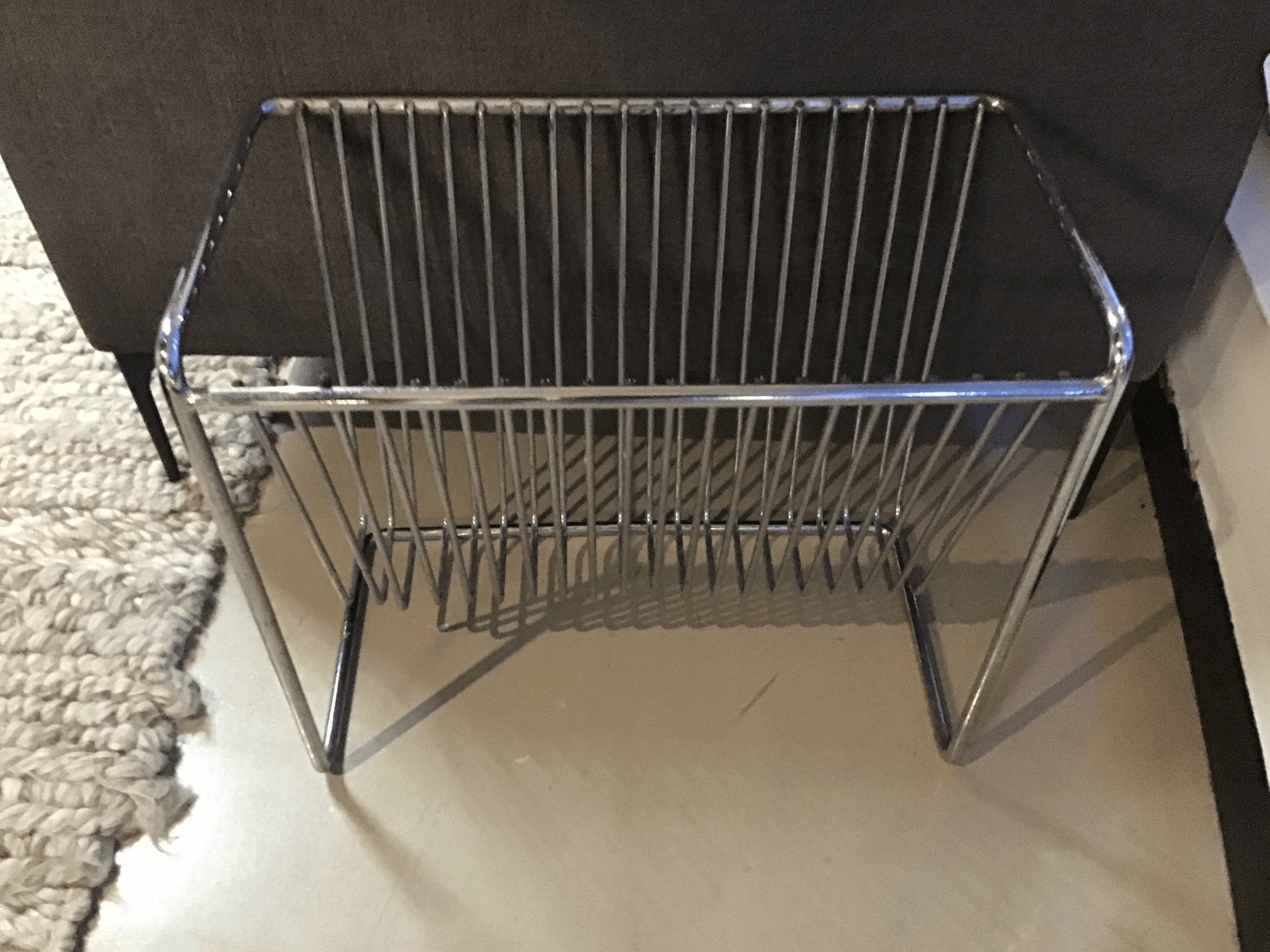 Magazine rack, Chrome - Euro Living Furniture