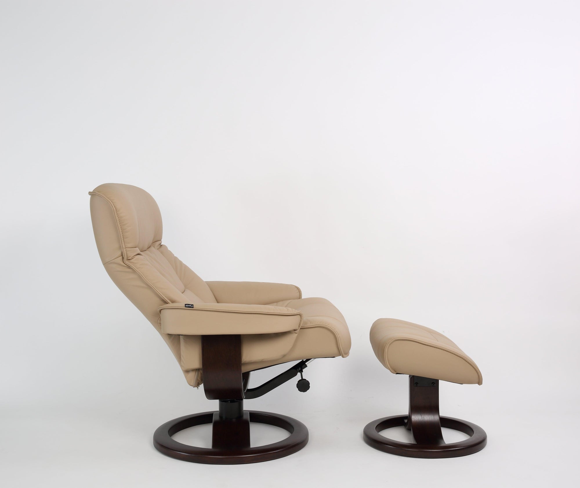 Bergen R Leather Reclining Chair in Havana - Euro Living Furniture