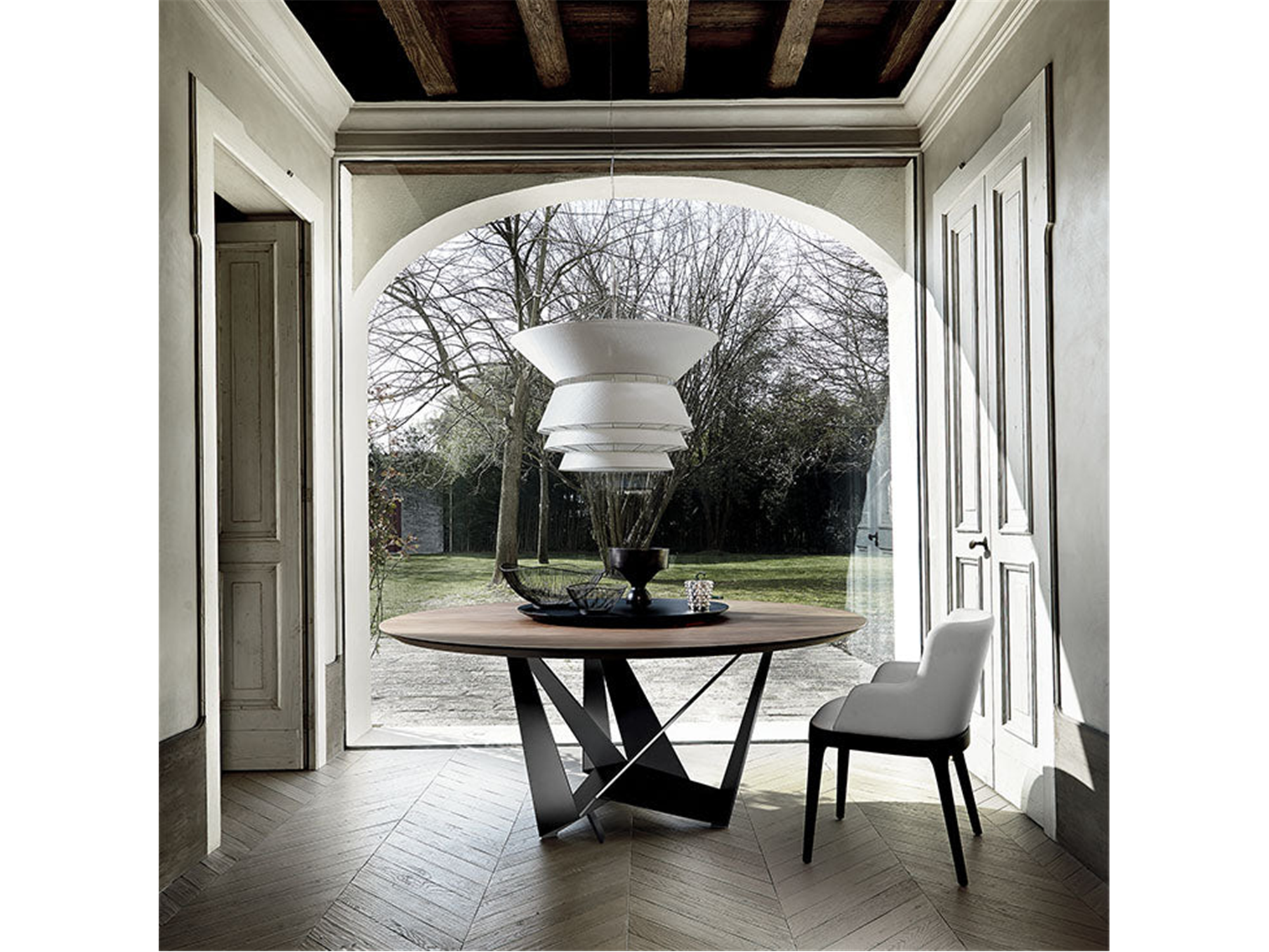 Skorpio Round Dining Table - 71"Dia - Euro Living Furniture