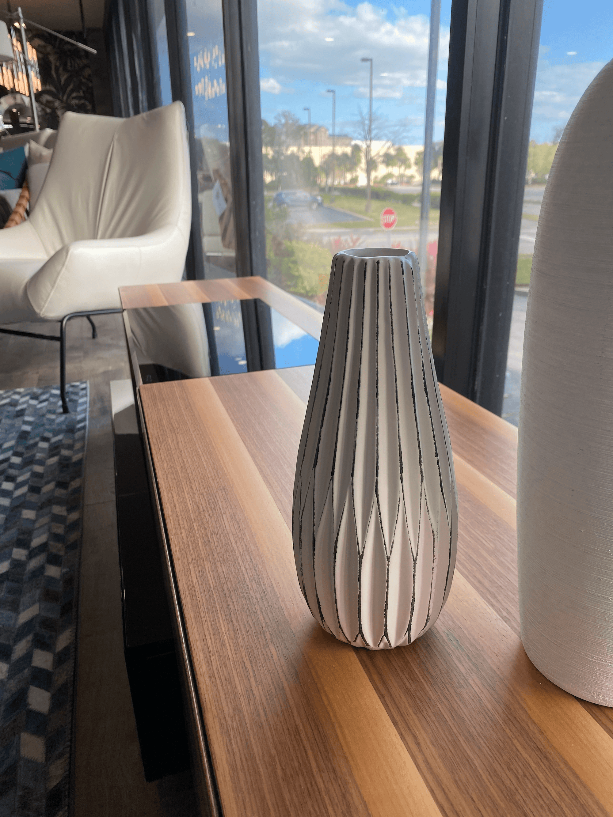 Textured Vase - Euro Living Furniture