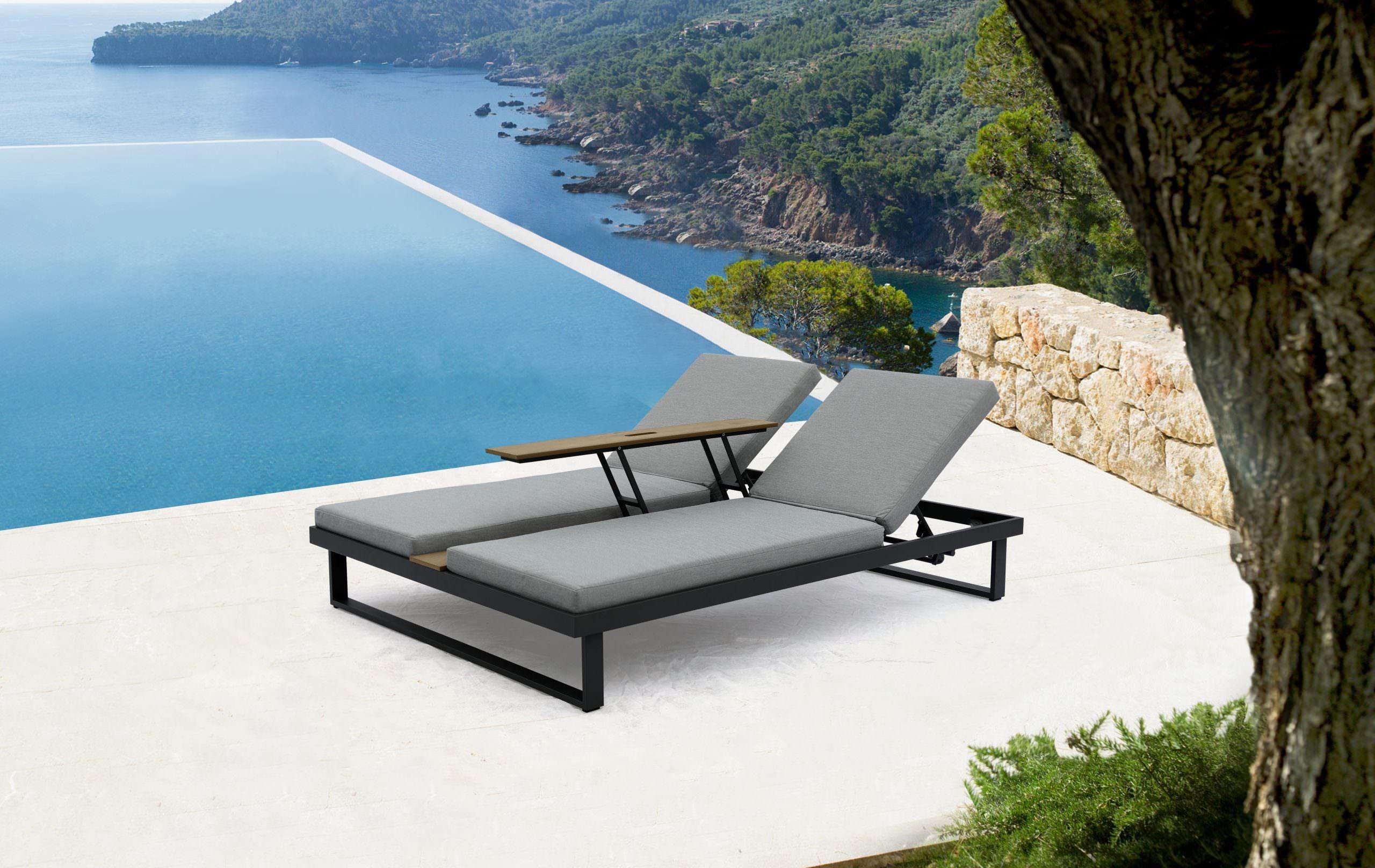 Kayson Double Lounge Chair - Euro Living Furniture