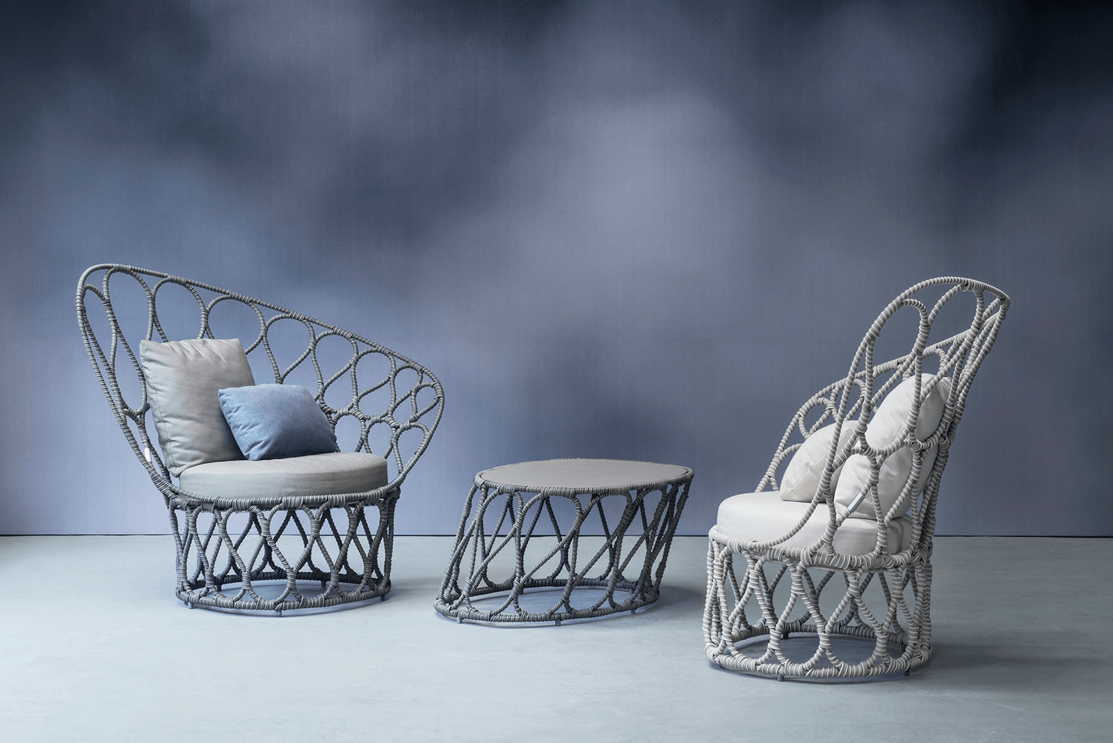 FORMA COFFEE TABLE - Euro Living Furniture