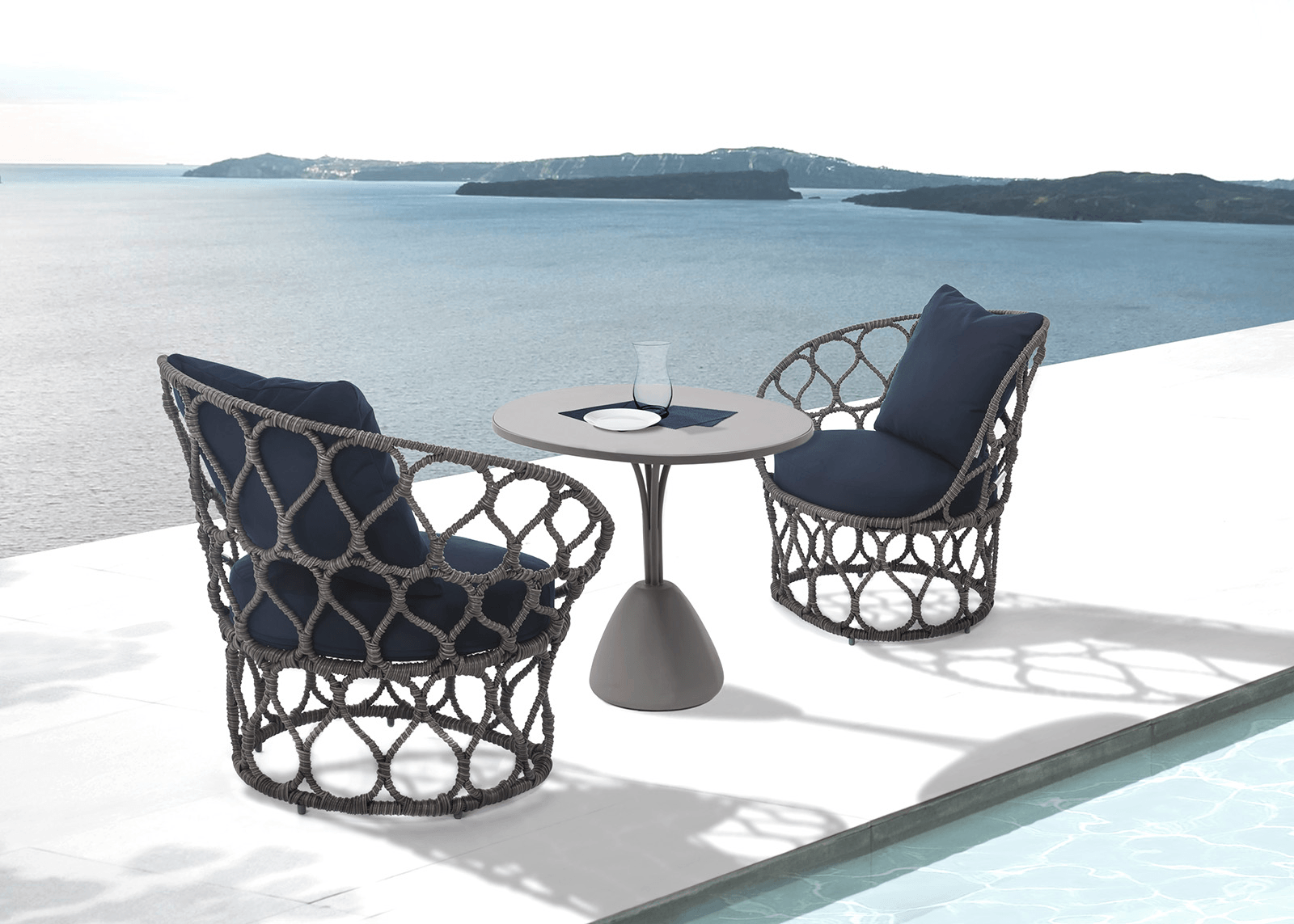 FORMA BISTRO TABLE - Euro Living Furniture