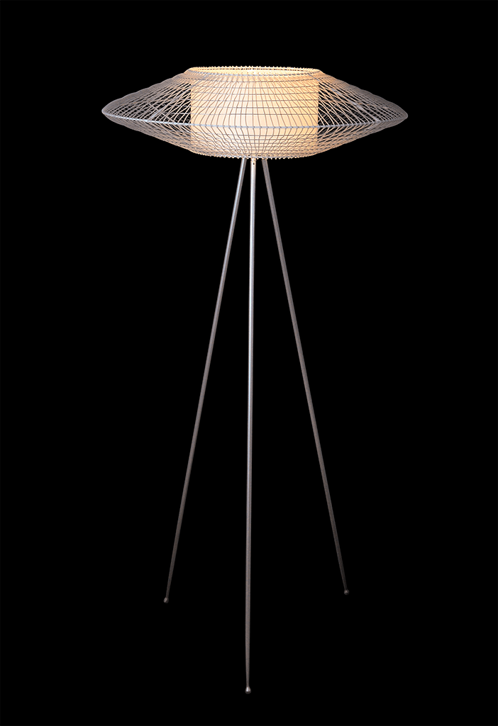HALO DISC TRIPOD LAMP - Euro Living Furniture