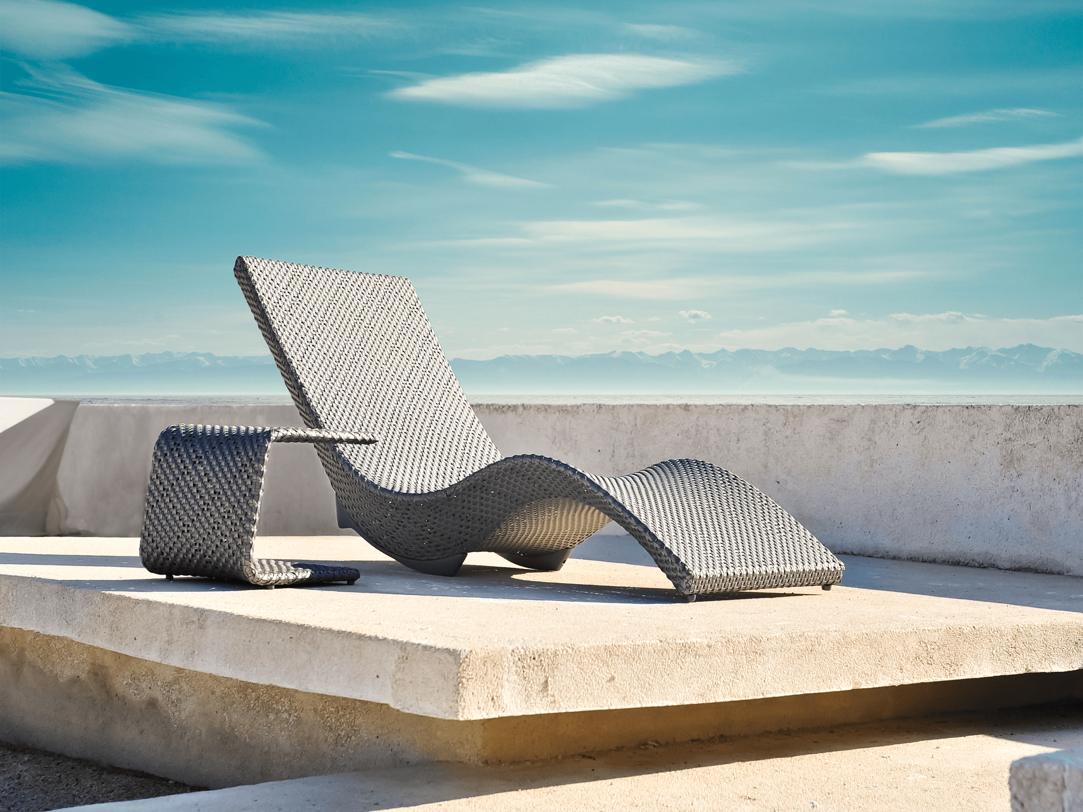 MERMAID CHAISE LOUNGE - Euro Living Furniture