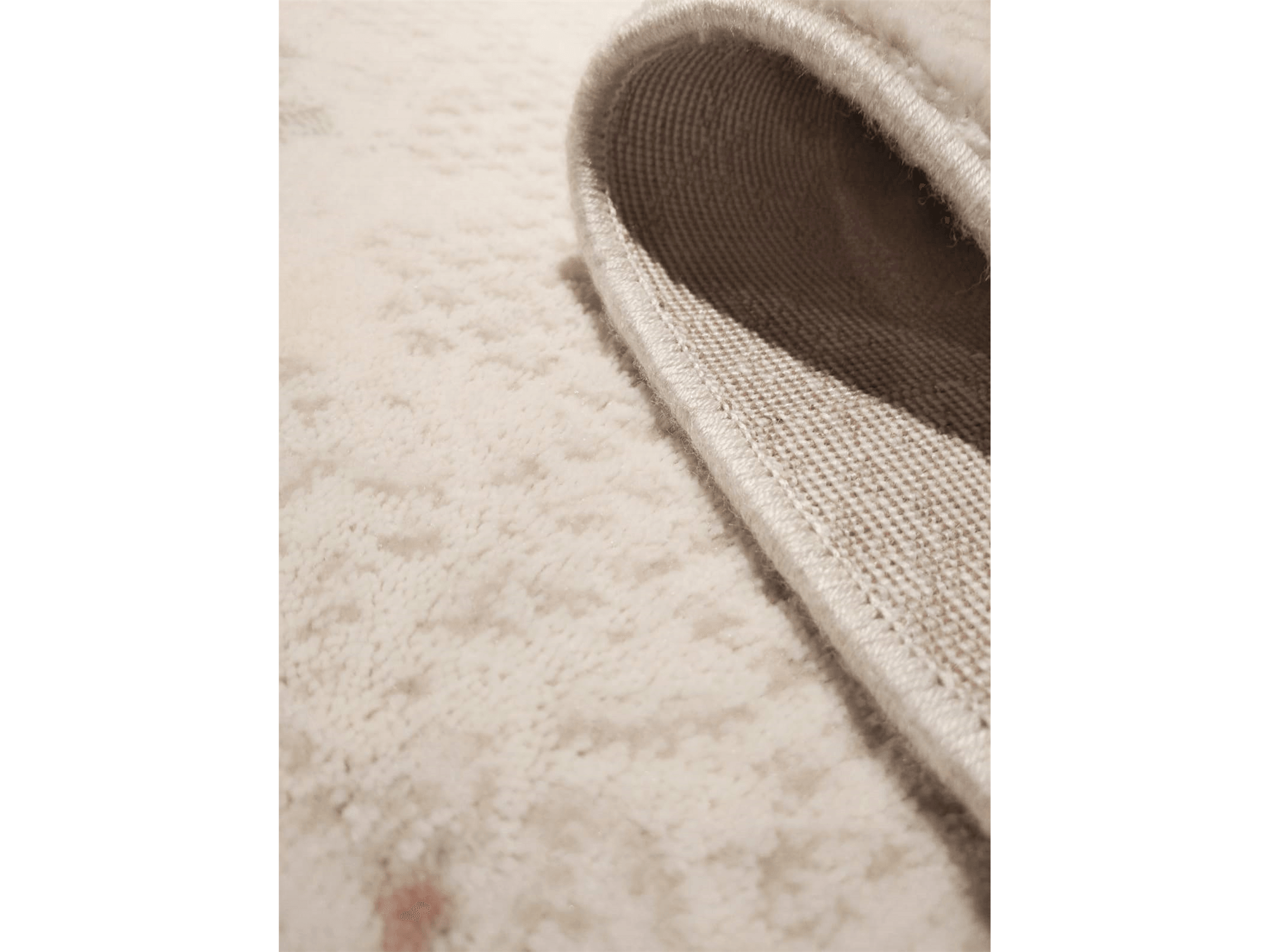 Malcom Decorative Acrylic Rug - Euro Living Furniture