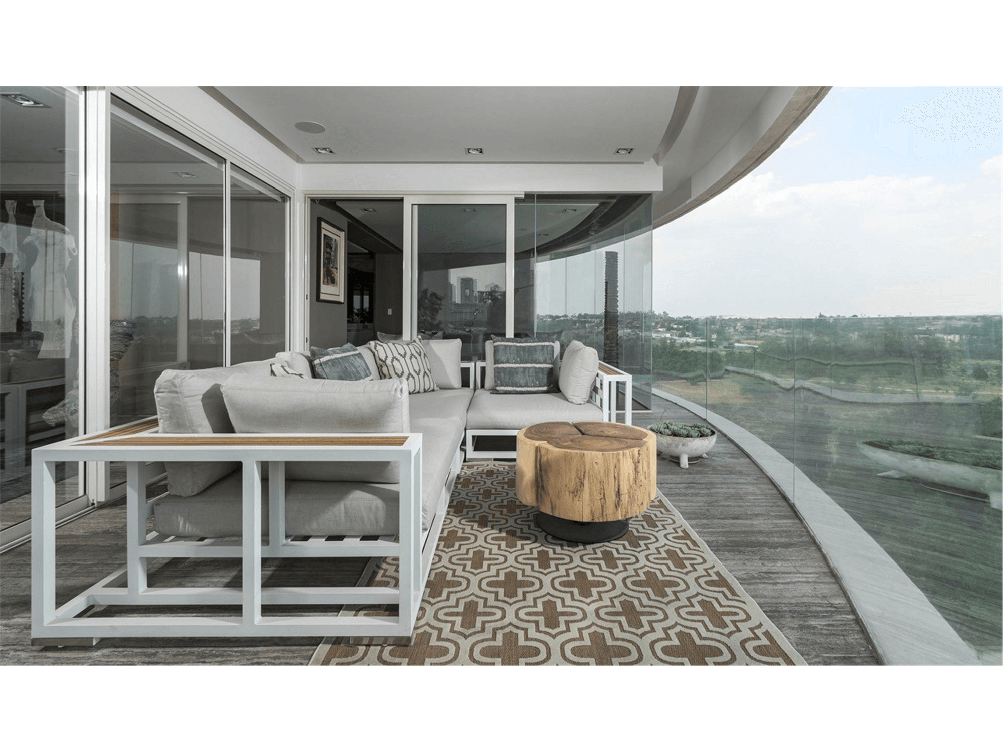 Delice sofa - Euro Living Furniture