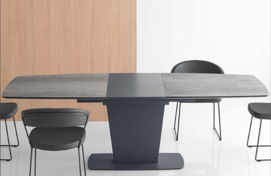 Athos Dining table By Calligaris  59" / 71" - Euro Living Furniture