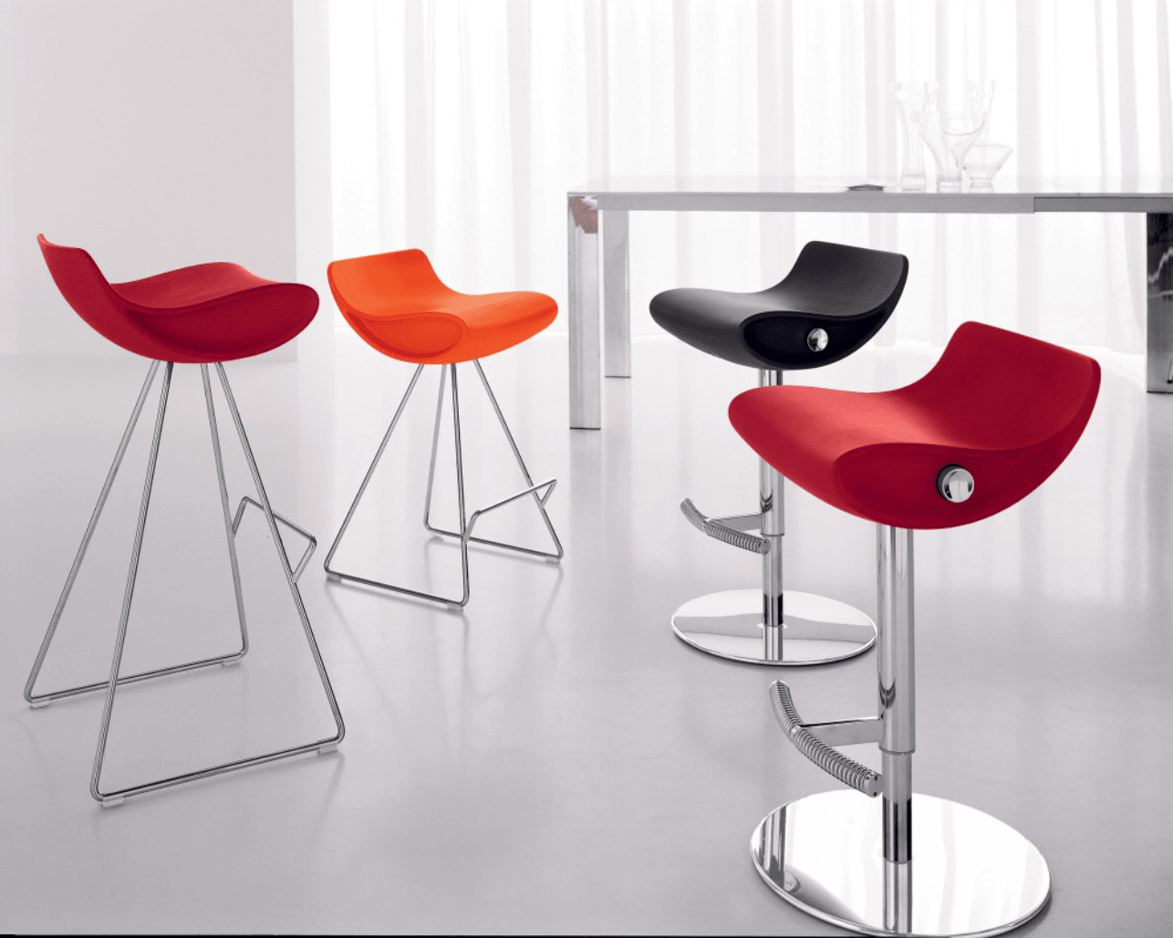 MOMO SWIVEL STOOL - Euro Living Furniture