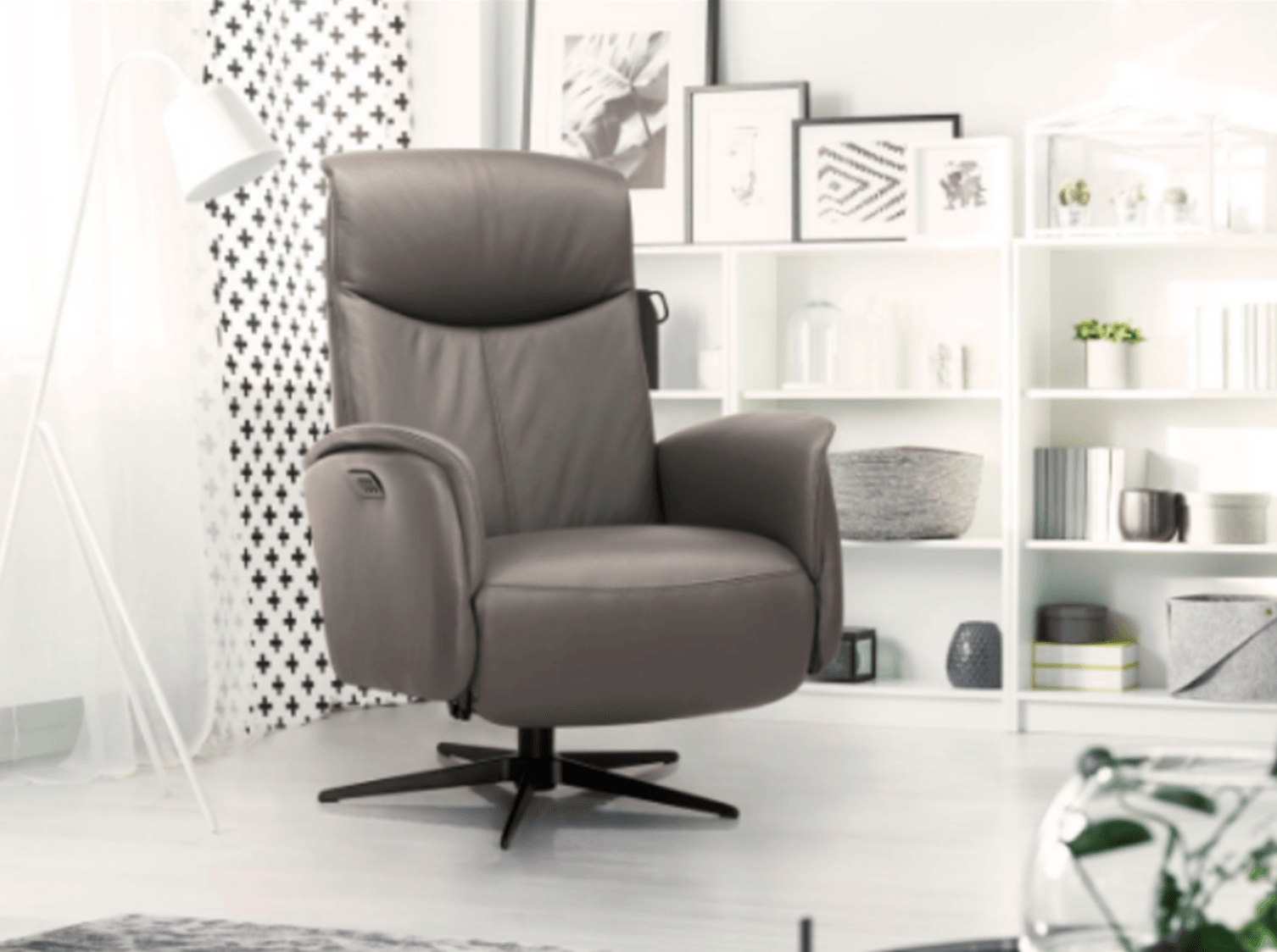 Supra Electric recliner - Euro Living Furniture