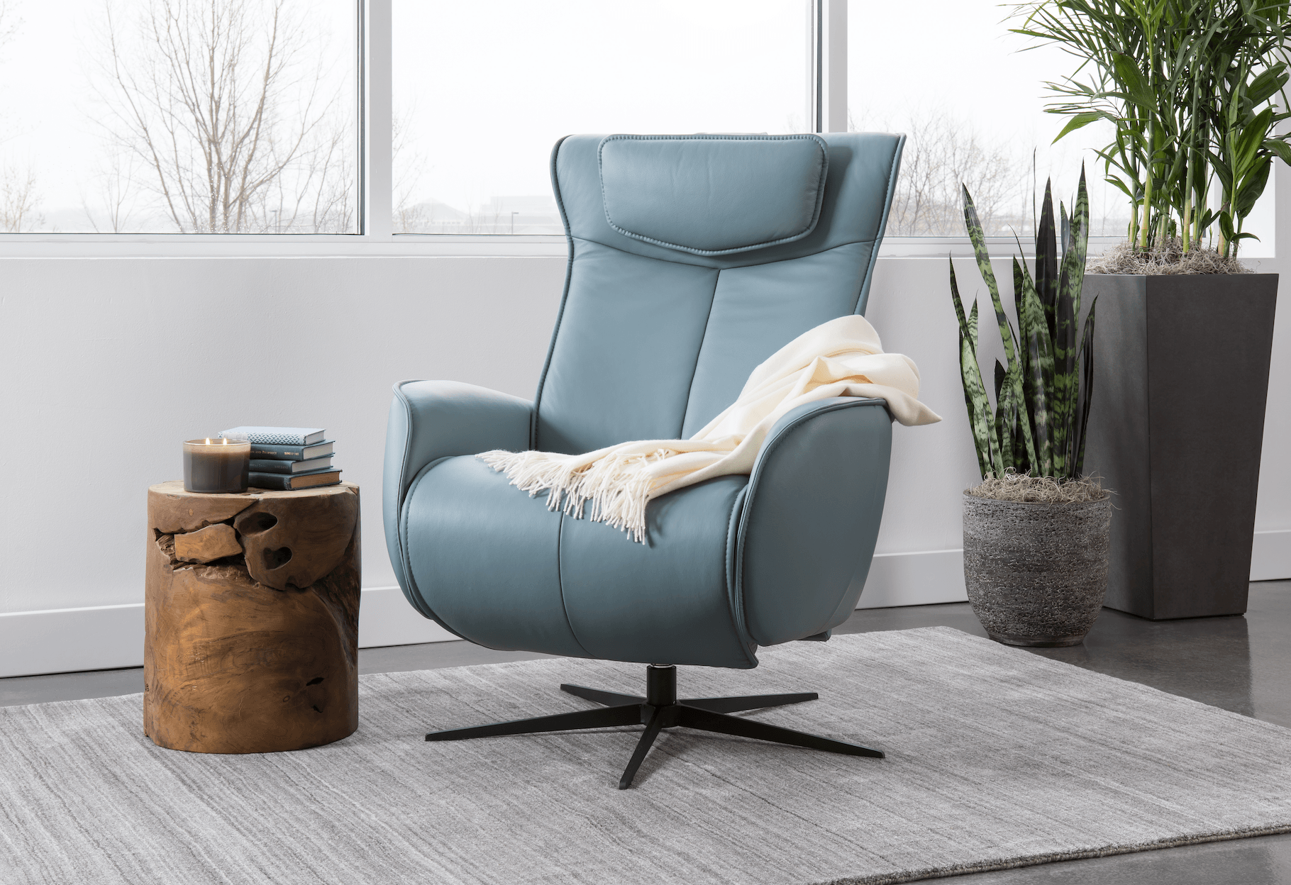 Euro swivel discount recliner