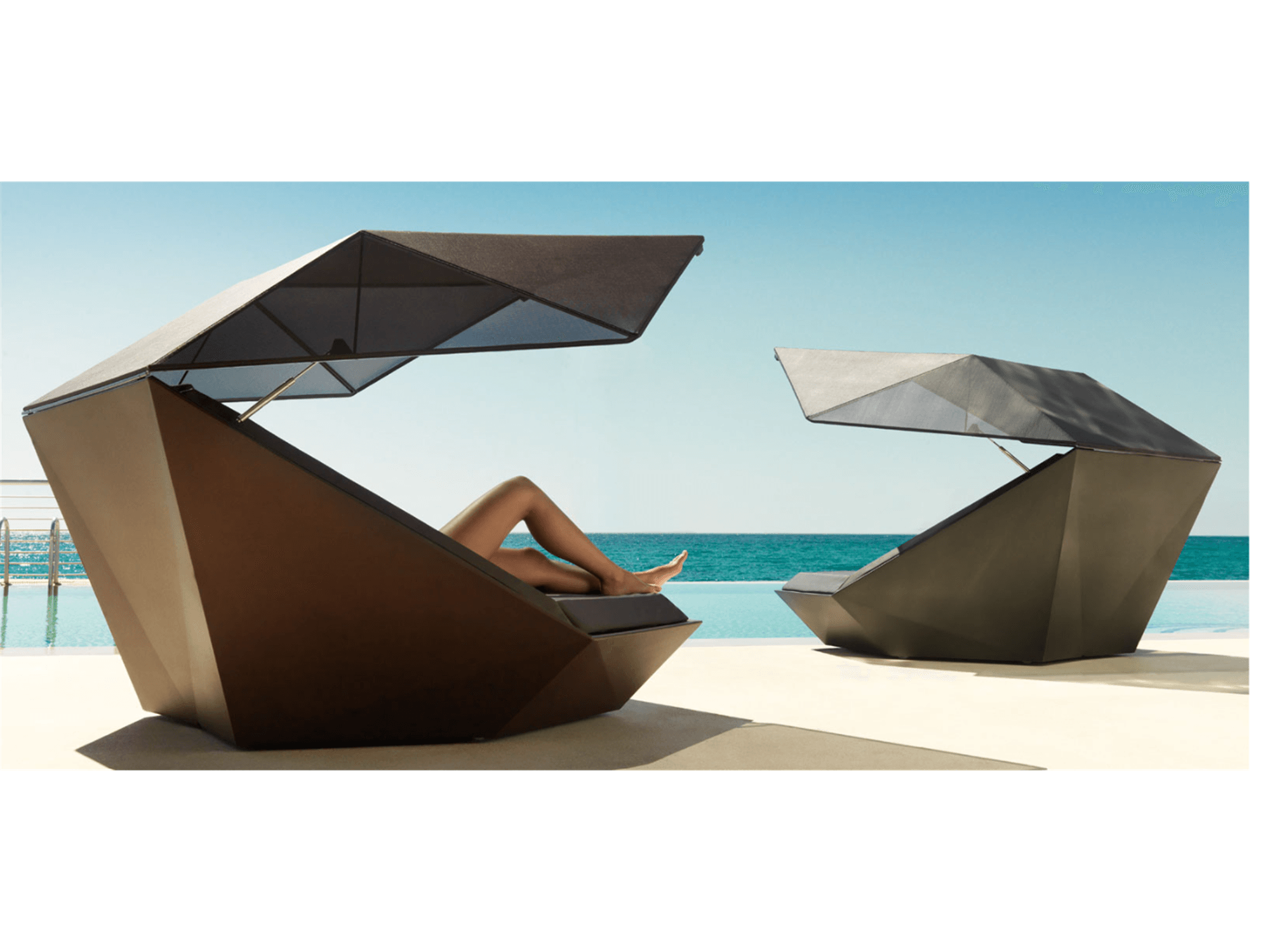 Faz Daybed with Canopy - Euro Living Furniture