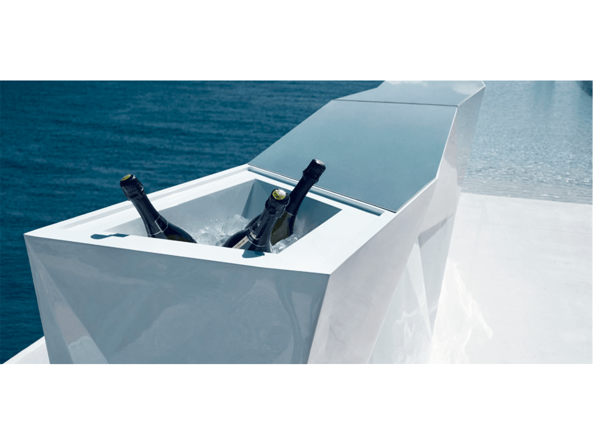 Faz Side Bar - Euro Living Furniture