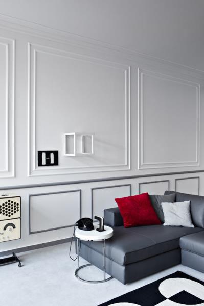 Servogiro End Table - Euro Living Furniture