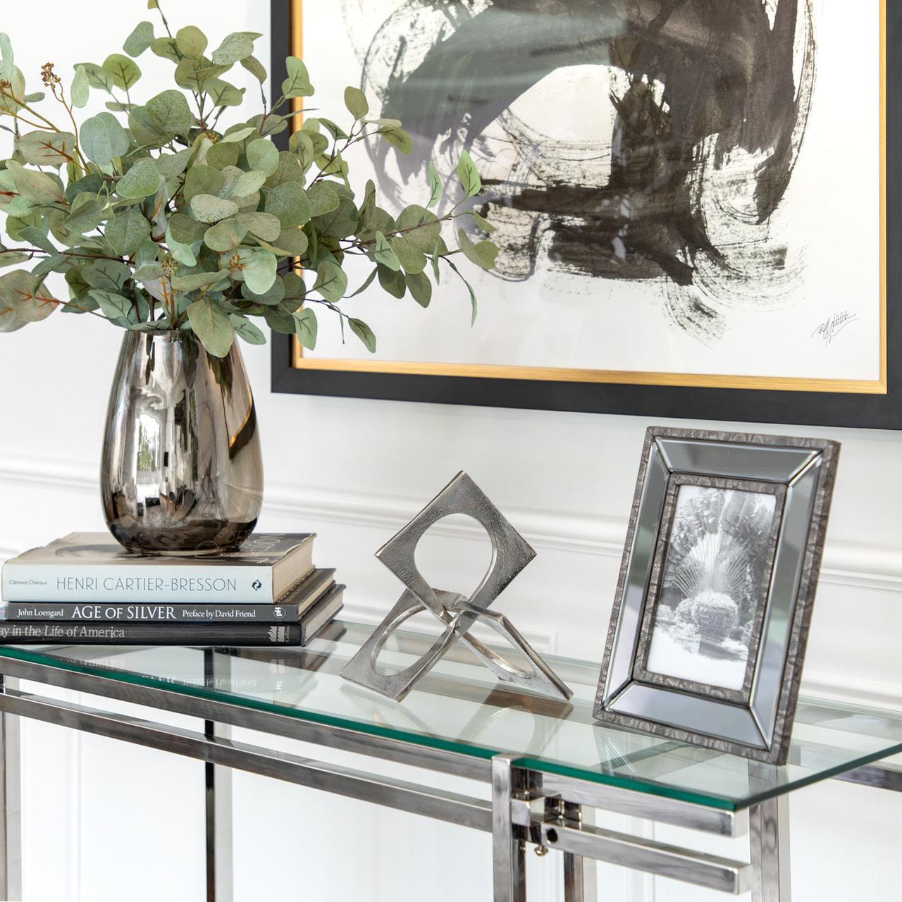 Metal Links - Euro Living Furniture