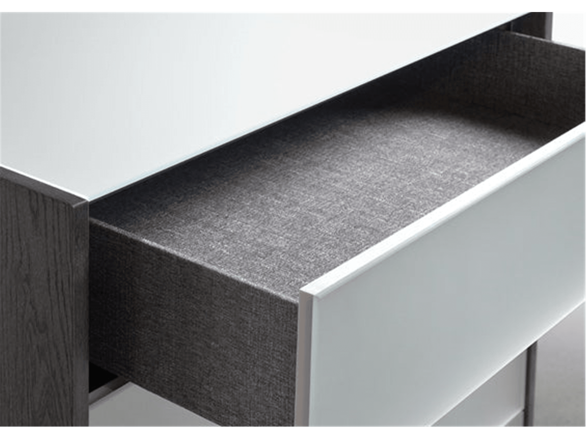 Vinieve Bedroom Storage - Euro Living Furniture