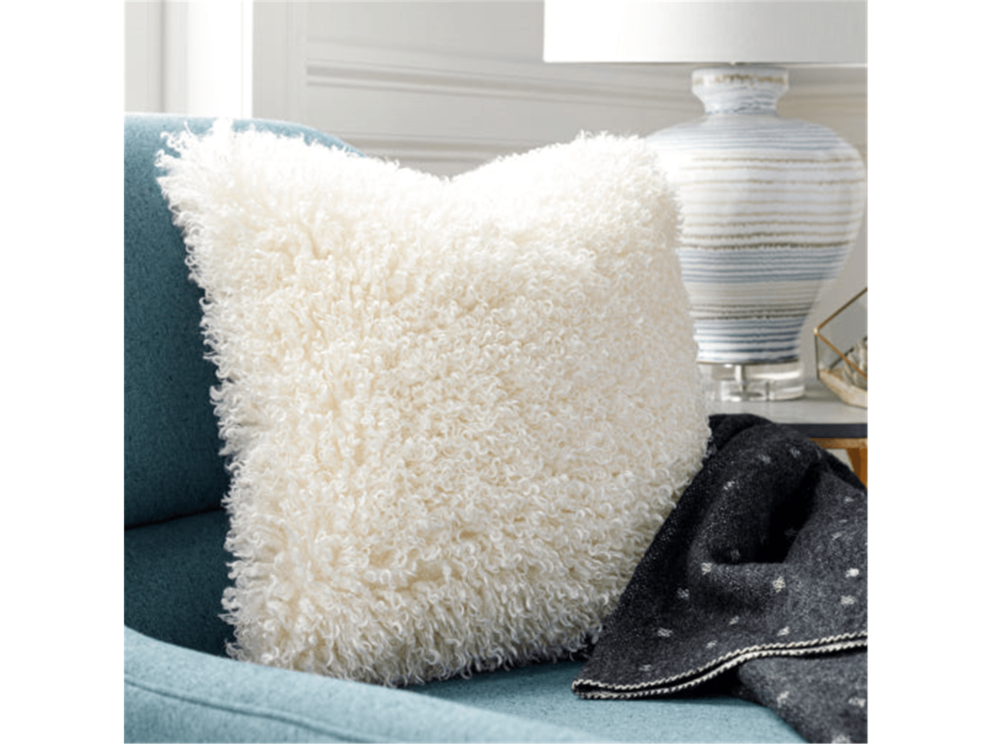 Valor Pillow - Euro Living Furniture