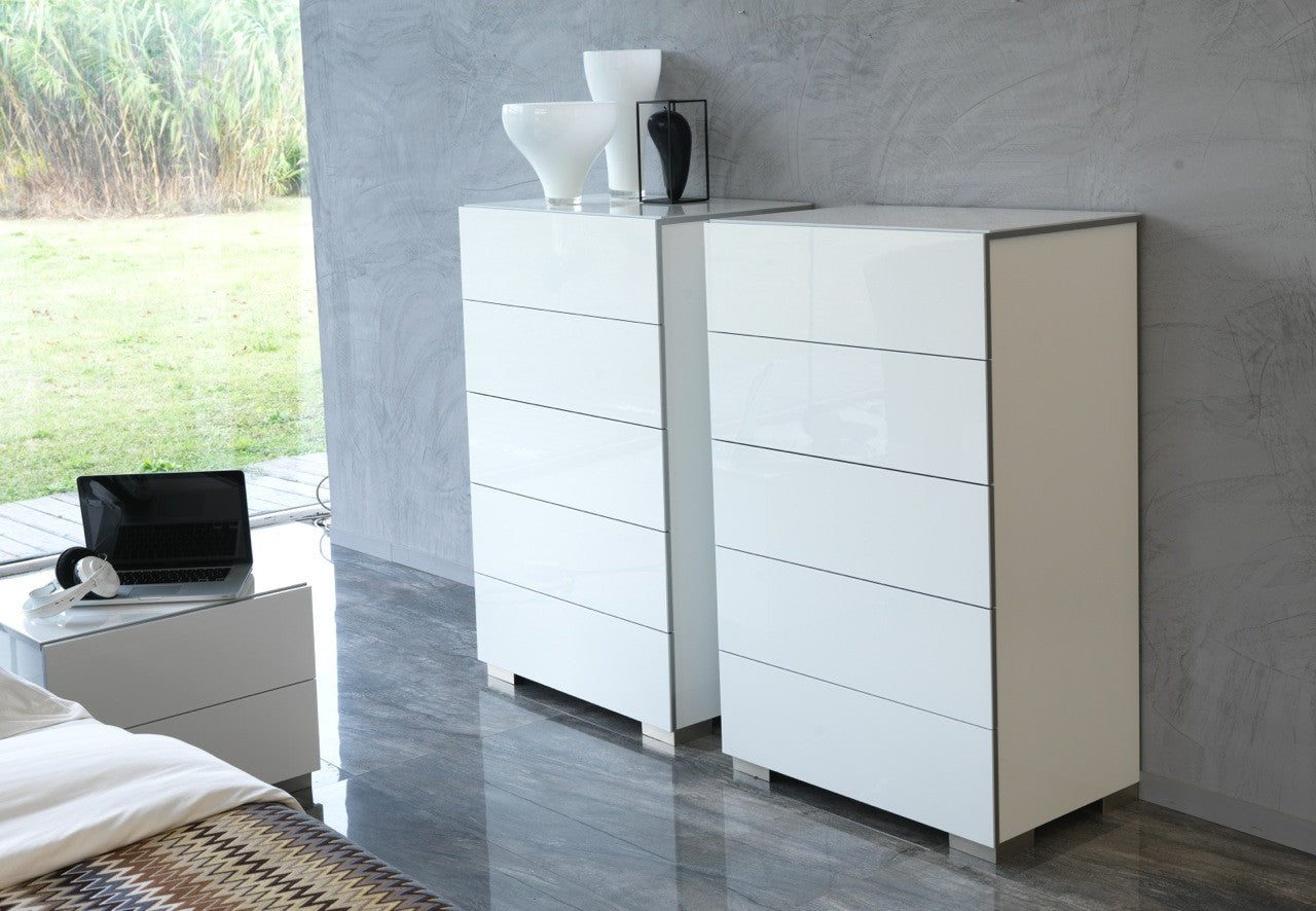 Giordano Nightstand - Euro Living Furniture